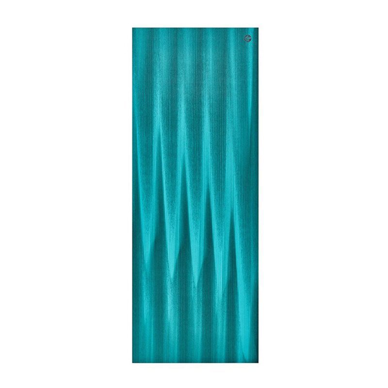 Manduka PRO Yoga Mat Extra Long waterfall 1 523e442a 773e 44ad 9253 e5a29274a636